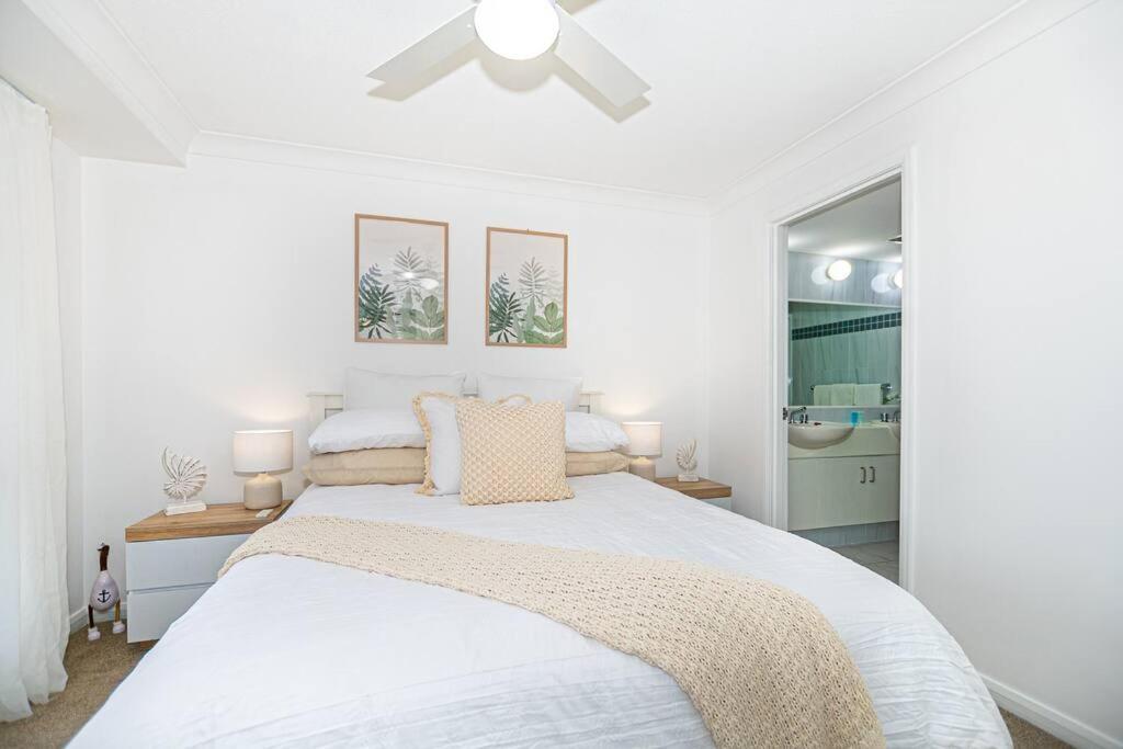 Broadbeach Victoria Square Gold Coast Esterno foto