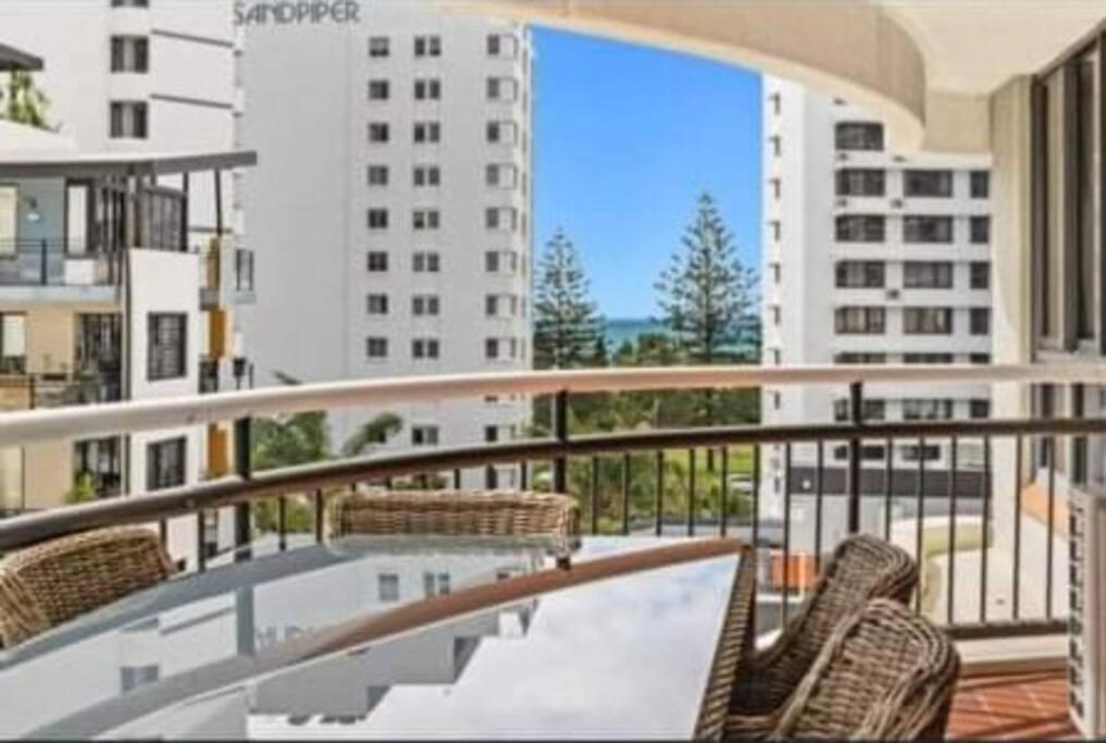 Broadbeach Victoria Square Gold Coast Esterno foto