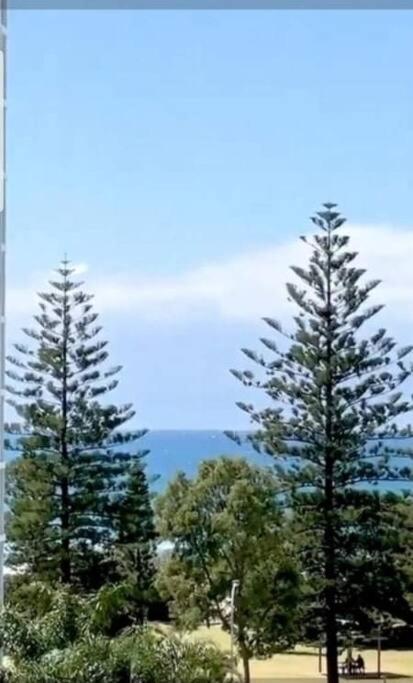 Broadbeach Victoria Square Gold Coast Esterno foto