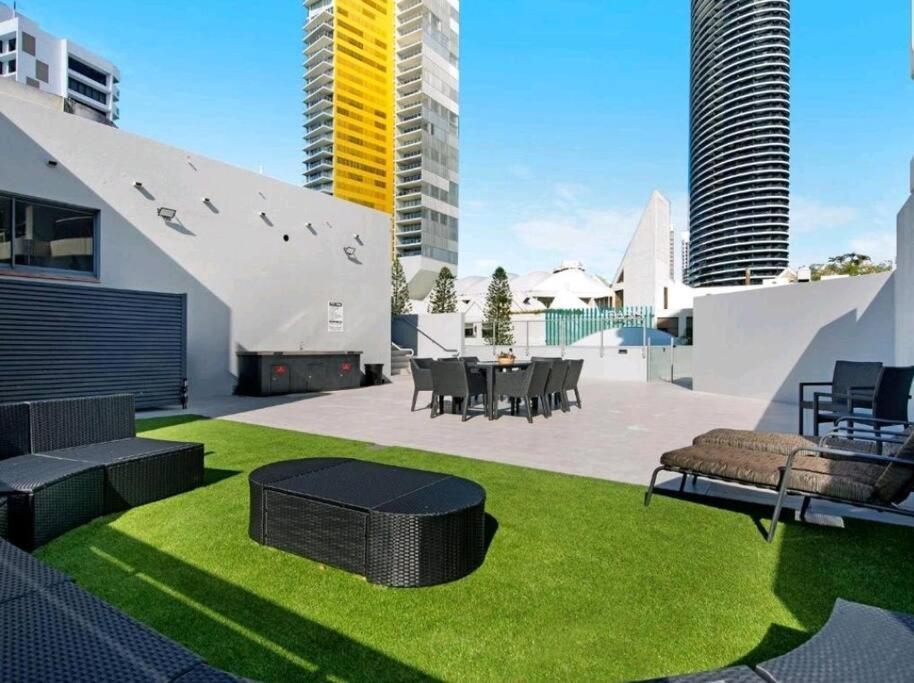 Broadbeach Victoria Square Gold Coast Esterno foto